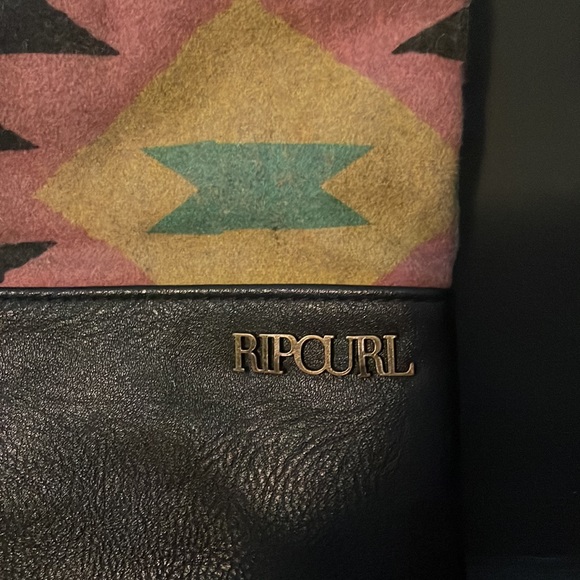 Rip Curl Storage/Traveling Bag - Picture 3 of 5